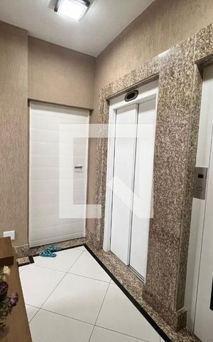 Apartamento à venda com 155m², 3 quartos e 2 vagas Apartamento à venda com 155m², 3 quartos e 2 vagasHall exclusivo do imovel