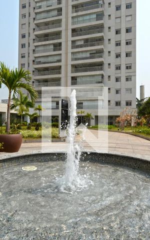 Apartamento para alugar com 136m², 4 quartos e 2 vagasFachada do bloco
