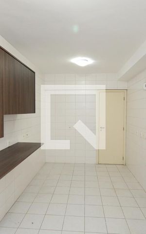 Apartamento para alugar com 136m², 4 quartos e 2 vagasCozinha