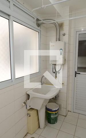 Apartamento para alugar com 136m², 4 quartos e 2 vagasÁrea de Serviço