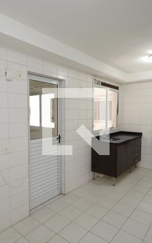Apartamento para alugar com 136m², 4 quartos e 2 vagasCozinha