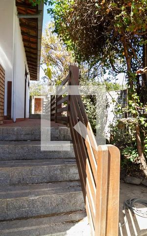 Casa à venda com 506m², 3 quartos e 2 vagasEntrada