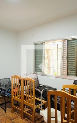 Casa à venda com 149m², 5 quartos e 2 vagasQuarto 1