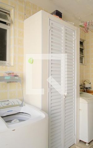 Casa à venda com 149m², 5 quartos e 2 vagasÁrea de Serviço