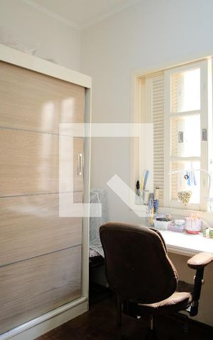 Casa à venda com 149m², 5 quartos e 2 vagasQuarto 3