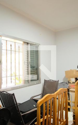 Casa à venda com 149m², 5 quartos e 2 vagasQuarto 1