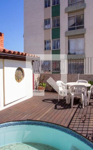 Apartamento à venda com 240m², 3 quartos e 2 vagas Apartamento à venda com 240m², 3 quartos e 2 vagasTerraço