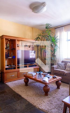 Apartamento à venda com 240m², 3 quartos e 2 vagas Apartamento à venda com 240m², 3 quartos e 2 vagasSala