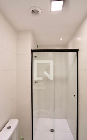 Apartamento à venda com 29m², 1 quarto e sem vaga Apartamento à venda com 29m², 1 quarto e sem vagaBanheiro Social