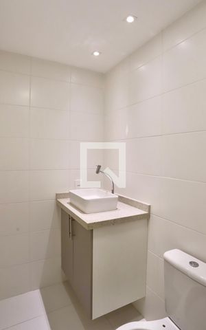 Apartamento à venda com 29m², 1 quarto e sem vaga Apartamento à venda com 29m², 1 quarto e sem vagaBanheiro Social
