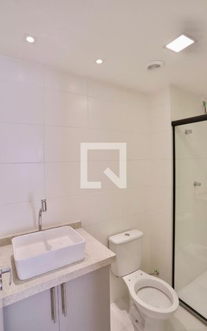 Apartamento à venda com 29m², 1 quarto e sem vaga Apartamento à venda com 29m², 1 quarto e sem vagaBanheiro Social