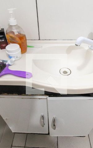Apartamento à venda com 52m², 2 quartos e 1 vaga Apartamento à venda com 52m², 2 quartos e 1 vagaBanheiro