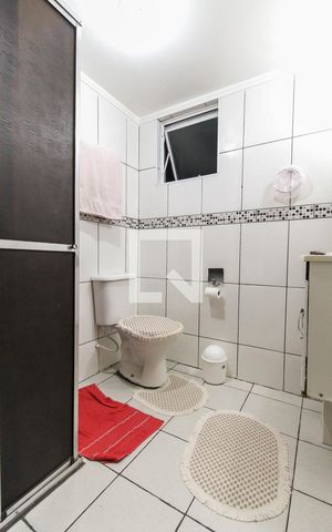 Apartamento à venda com 52m², 2 quartos e 1 vaga Apartamento à venda com 52m², 2 quartos e 1 vagaBanheiro
