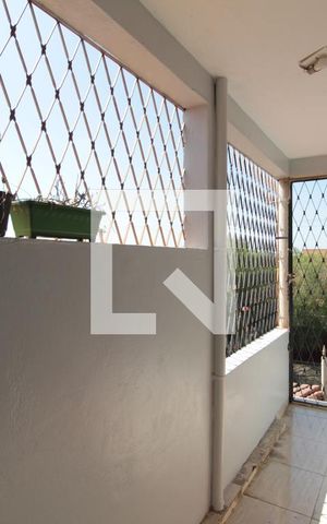 Apartamento para alugar com 90m², 2 quartos e 1 vagaVaranda