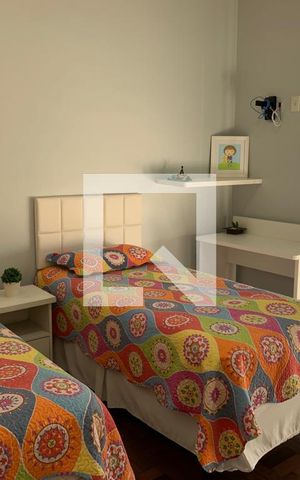 Casa à venda com 248m², 5 quartos e 3 vagas