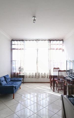 Apartamento à venda com 107m², 3 quartos e 1 vagaSala