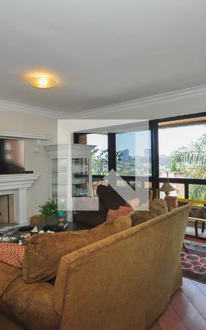 Apartamento à venda com 190m², 4 quartos e 3 vagas Apartamento à venda com 190m², 4 quartos e 3 vagasSala