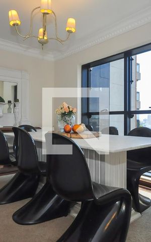 Apartamento à venda com 190m², 4 quartos e 3 vagas Apartamento à venda com 190m², 4 quartos e 3 vagasSala de Jantar