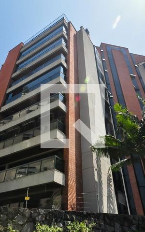 Apartamento à venda com 190m², 4 quartos e 3 vagas Apartamento à venda com 190m², 4 quartos e 3 vagasFachada