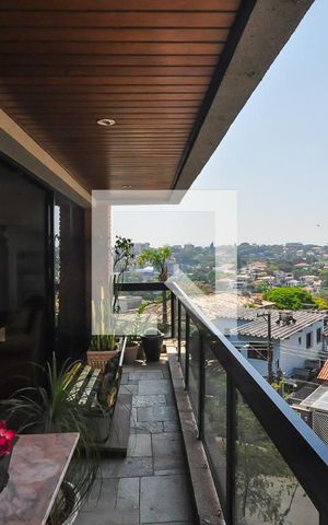 Apartamento à venda com 190m², 4 quartos e 3 vagas Apartamento à venda com 190m², 4 quartos e 3 vagasVaranda
