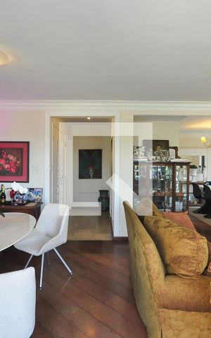 Apartamento à venda com 190m², 4 quartos e 3 vagas Apartamento à venda com 190m², 4 quartos e 3 vagasSala