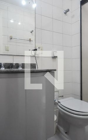 Apartamento à venda com 190m², 4 quartos e 3 vagas Apartamento à venda com 190m², 4 quartos e 3 vagasBanheiro Suíte 3