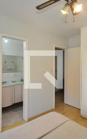 Apartamento à venda com 190m², 4 quartos e 3 vagas Apartamento à venda com 190m², 4 quartos e 3 vagasSuíte 2