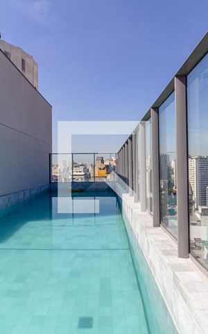 Studio para alugar com 27m², 1 quarto e sem vaga Studio para alugar com 27m², 1 quarto e sem vagaÁrea comum - Piscina
