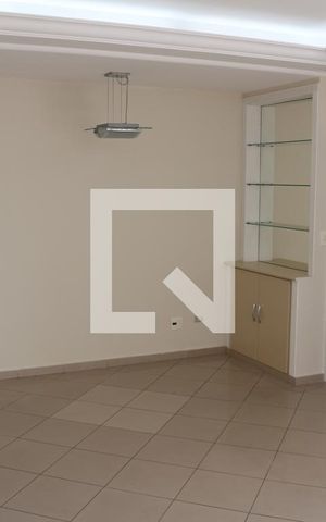 Apartamento para alugar com 140m², 3 quartos e 1 vagaSala