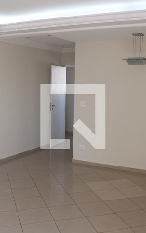 Apartamento para alugar com 140m², 3 quartos e 1 vagaSala