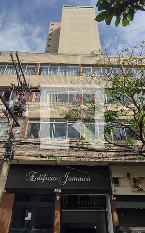 Apartamento para alugar com 140m², 3 quartos e 1 vaga Apartamento para alugar com 140m², 3 quartos e 1 vagaFachada