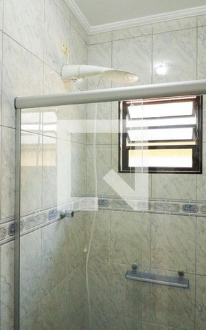 Casa para alugar com 241m², 3 quartos e 4 vagasBanheiro da Suíte 3