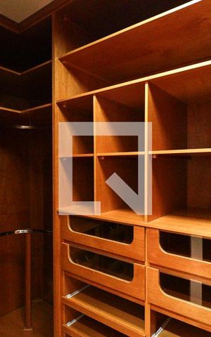 Casa para alugar com 241m², 3 quartos e 4 vagasSuíte 1