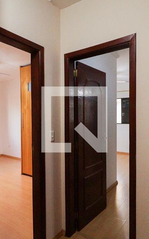 Casa para alugar com 241m², 3 quartos e 4 vagasHall dos Quartos