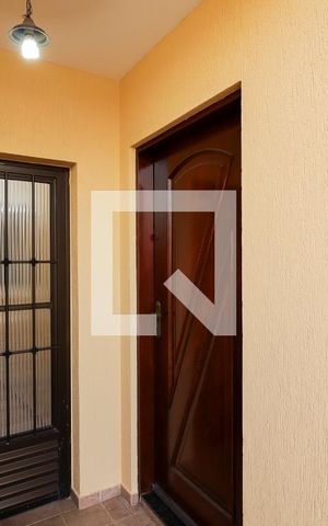 Casa para alugar com 241m², 3 quartos e 4 vagasEntrada