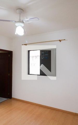 Casa para alugar com 241m², 3 quartos e 4 vagasSuíte 3