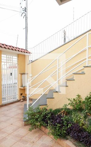 Casa para alugar com 241m², 3 quartos e 4 vagasEntrada