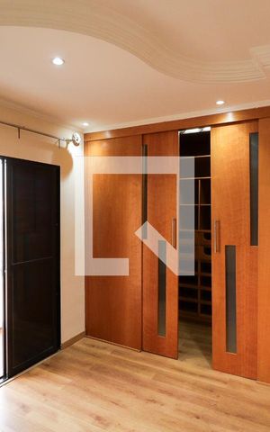 Casa para alugar com 241m², 3 quartos e 4 vagasSuíte 1