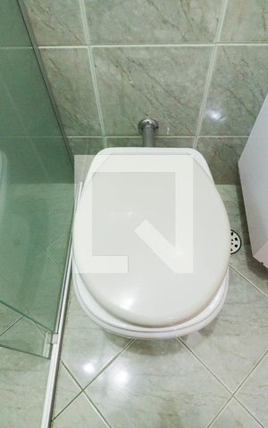 Casa para alugar com 241m², 3 quartos e 4 vagasBanheiro da Suíte 2