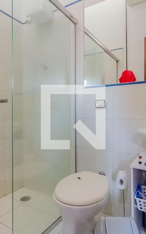 Casa à venda com 210m², 3 quartos e 3 vagas Casa à venda com 210m², 3 quartos e 3 vagasBanheiro da Suíte 3