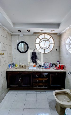 Apartamento à venda com 117m², 2 quartos e 1 vagaBanheiro da Suíte
