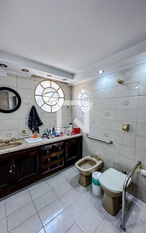 Apartamento à venda com 117m², 2 quartos e 1 vagaBanheiro da Suíte