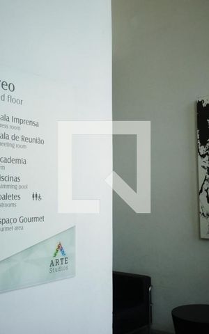 Apartamento à venda com 40m², 1 quarto e 1 vagaÁrea comum