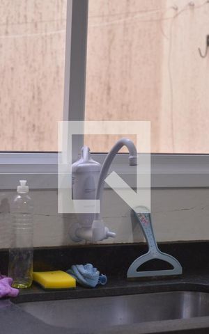 Apartamento para alugar com 42m², 2 quartos e 1 vagaCozinha - Torneira