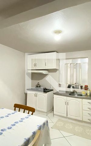 Casa para alugar com 125m², 2 quartos e 2 vagasCozinha