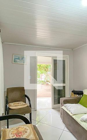 Casa para alugar com 125m², 2 quartos e 2 vagasSala