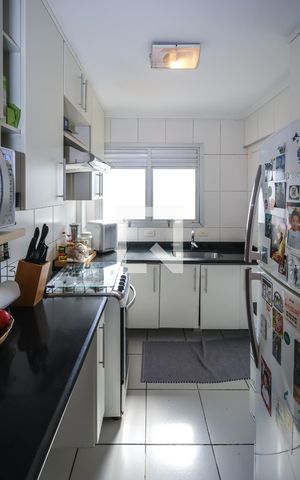 Apartamento à venda com 122m², 4 quartos e 1 vagaCozinha