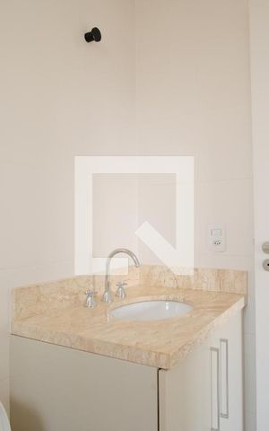 Apartamento para alugar com 68m², 2 quartos e 1 vagaBanheiro da Suíte