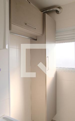 Apartamento para alugar com 68m², 2 quartos e 1 vagaÁrea de Serviço
