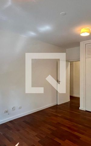 Apartamento à venda com 310m², 3 quartos e 2 vagas Apartamento à venda com 310m², 3 quartos e 2 vagasQuarto 2